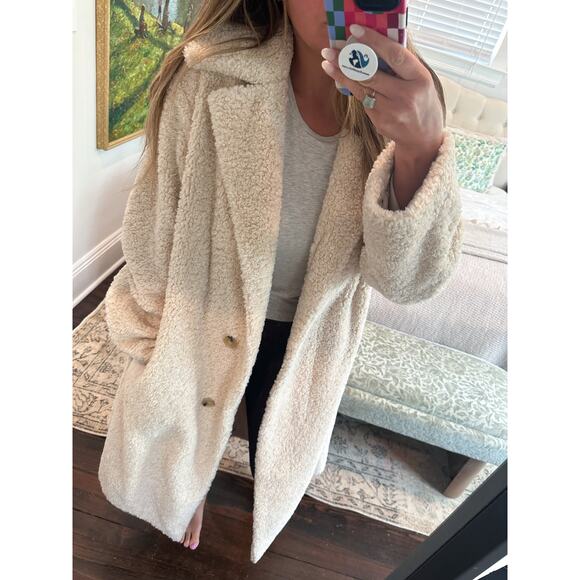 Vince Teddy Cream Faux Fur Long Wrap Coat Size Large - Picture 13 of 13